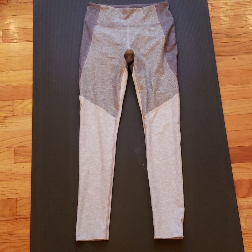 Grey leggings